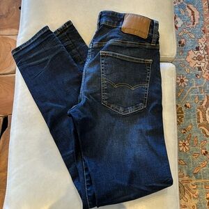 Men’s AE slim cut jeans 29 x 32 EUC